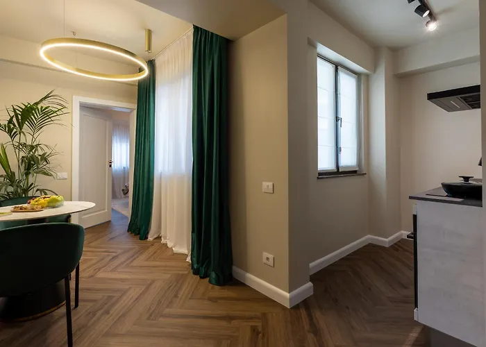 Floreasca 77 - 3 Apartment