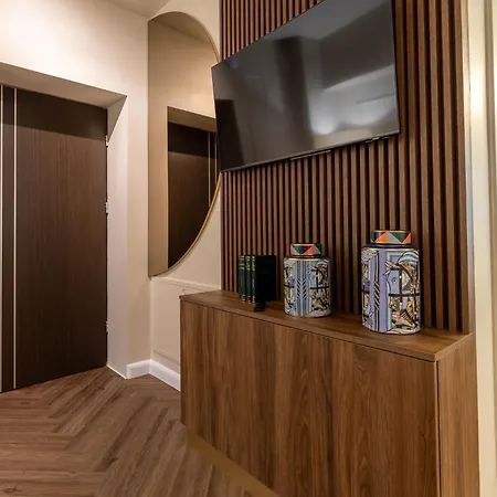 Floreasca 77 - 3 Bucarest