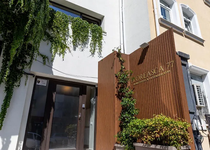Floreasca 77 - 3 4* Boekarest