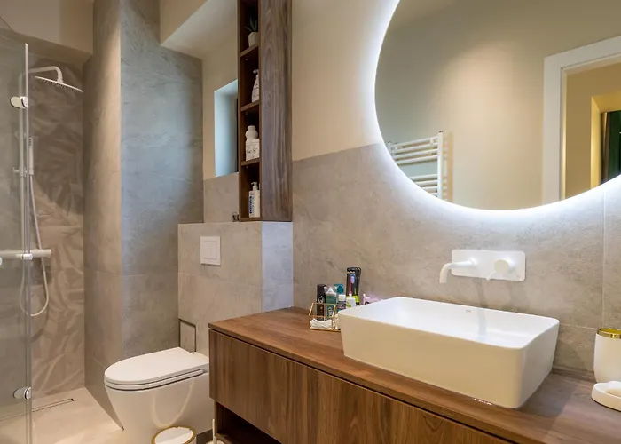 Apartament Floreasca 77 - 3 4*